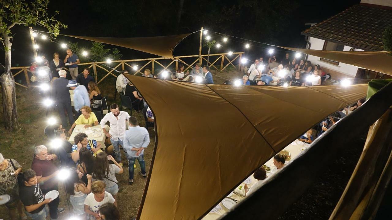 Azienda Agrituristica Terraria Hotel Campagna Eksteriør billede